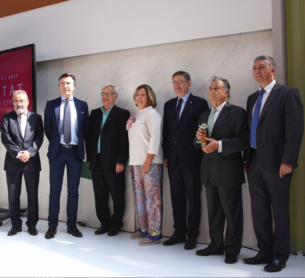The Mariner family has received the commemorative award from the President of the Valencian Generalitat, Ximo Puig.